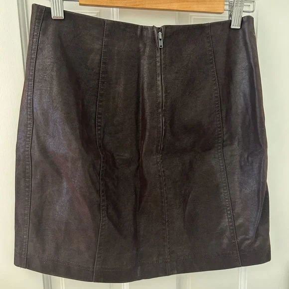 Free People Modern Femme Vegan Leather Mini Skirt Brown Size 6 - Picture 2 of 8